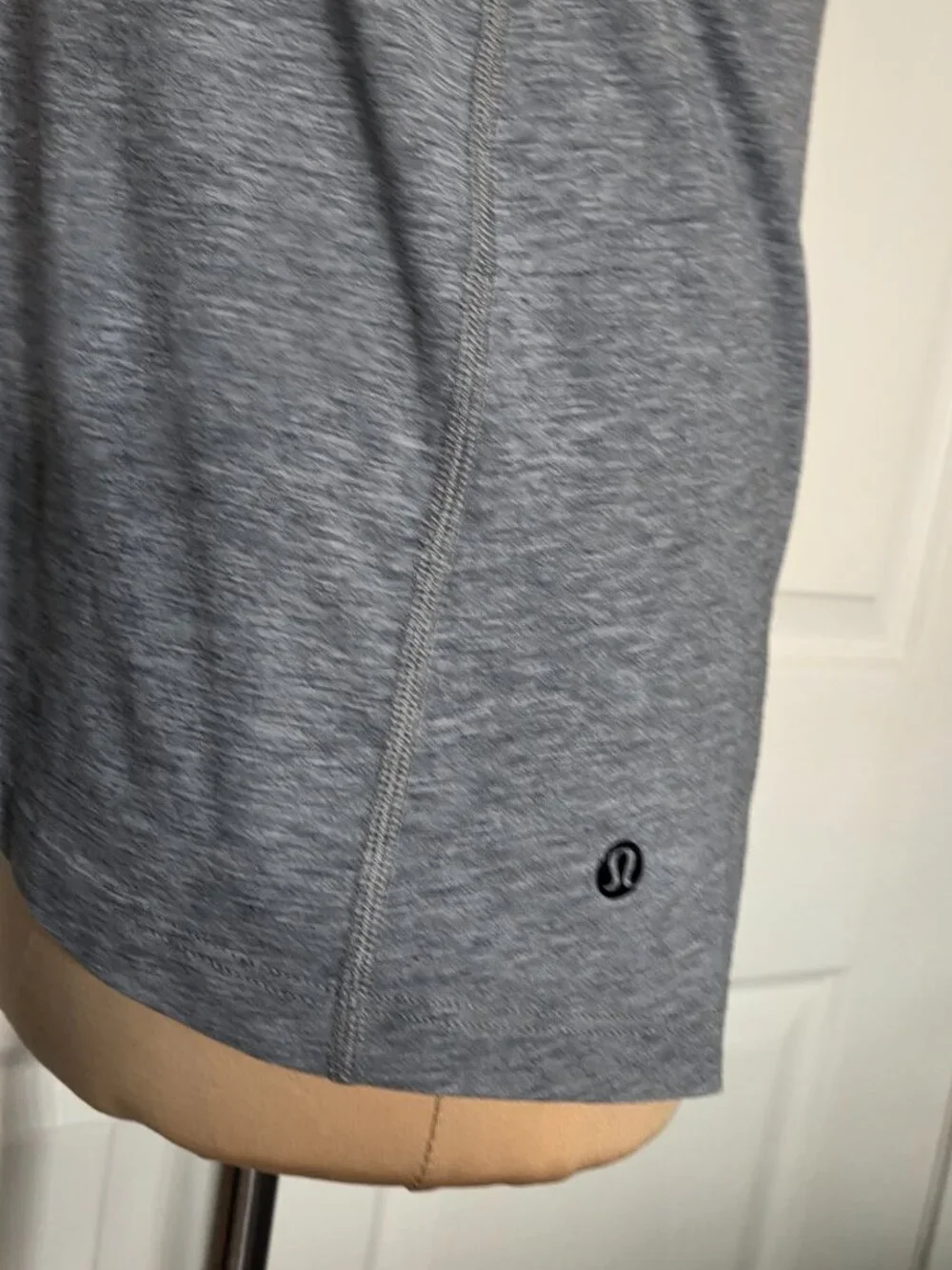 Lululemon Heather Gray Trapeze Twist Tank